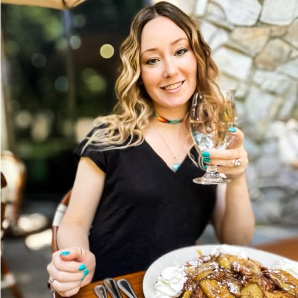 Meet your Posher, Angela